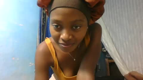 Snapshot of marinagold69 chatting on June 14, 5:48 pm marinagold69 online show from June 14, 5:48 pm