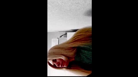 Emma online show from October 2, 9:05 am
