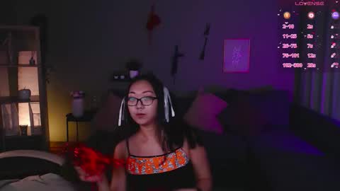 Snapshot of marine_vact chatting on October 8, 2:14 pm Marine online show from October 8, 2:14 pm