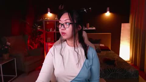 Snapshot of marine_vact chatting on October 13, 2:06 pm Marine online show from October 13, 2:06 pm