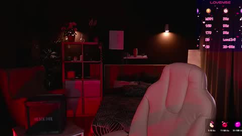 Snapshot of marine_vact chatting on October 14, 2:07 pm Marine online show from October 14, 2:07 pm