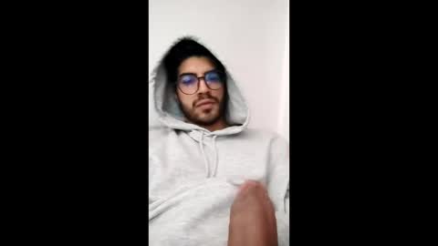 Snapshot of mario_saens chatting on February 22, 5:40 am mario_saens online show from February 22, 5:40 am