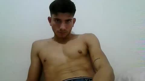 Snapshot of mariobrosss517470 chatting on December 9, 1:07 am mariobrosss517470 online show from December 9, 1:07 am