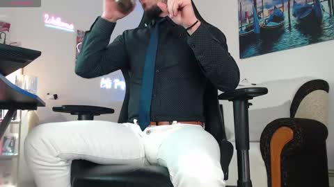 Snapshot of marioslim chatting on February 10, 9:13 am marioslim online show from February 10, 9:13 am