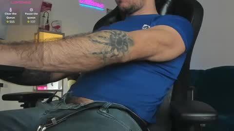 Snapshot of marioslim chatting on February 28, 8:59 am marioslim online show from February 28, 8:59 am