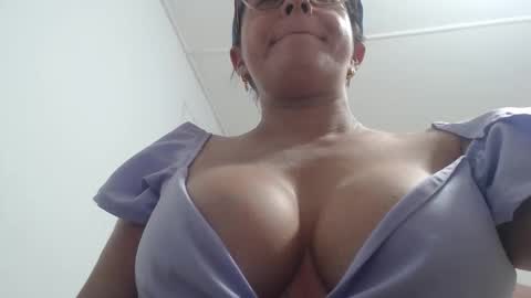 mariska_69 online show from February 28, 12:00 am