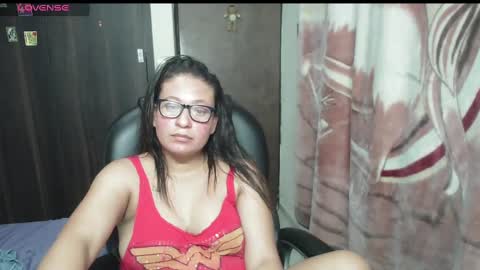 Snapshot of maritsa_millerr chatting on December 31, 12:15 pm maritsa online show from December 31, 12:15 pm