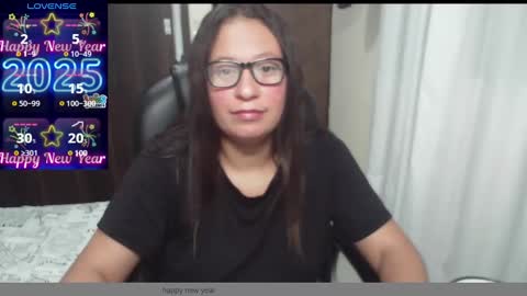 Snapshot of maritsa_millerr chatting on January 4, 9:54 am maritsa online show from January 4, 9:54 am