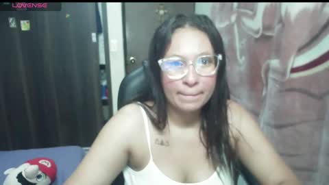Snapshot of maritsa_millerr chatting on February 13, 10:34 am maritsa online show from February 13, 10:34 am