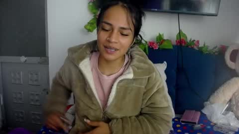 Snapshot of maritza_ferrerr chatting on June 8, 3:51 am Maritza Ferrer -Samara Beltran online show from June 8, 3:51 am