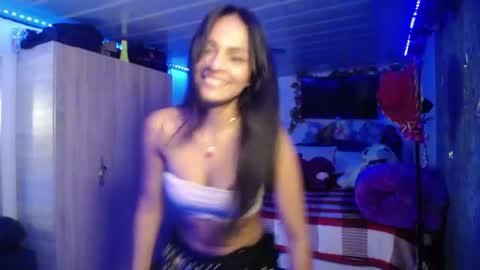 Snapshot of maritza_ferrerr chatting on June 26, 6:01 pm Maritza Ferrer -Samara Beltran online show from June 26, 6:01 pm
