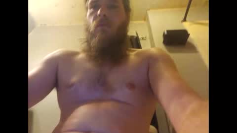 Snapshot of marius02385 chatting on November 18, 11:36 am marius02385 online show from November 18, 11:36 am