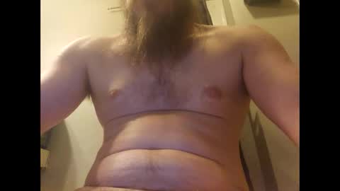 Snapshot of marius02385 chatting on February 22, 2:13 am marius02385 online show from February 22, 2:13 am