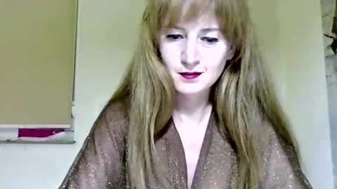 Snapshot of marizafouset chatting on May 29, 7:34 pm MarizaFouset online show from May 29, 7:34 pm