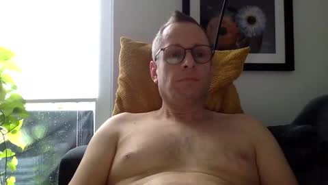 Snapshot of mark32571 chatting on October 21, 9:54 am Little Mark online show from October 21, 9:54 am
