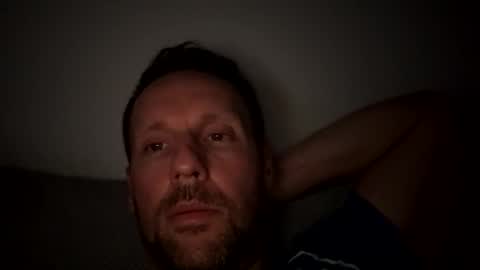 Snapshot of mark__39 chatting on February 11, 10:26 pm Mark online show from February 11, 10:26 pm