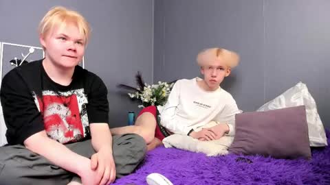 mark_brain online show from April 3, 12:25 pm