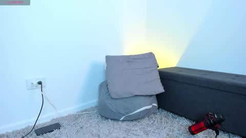 mark_broown_ online show from February 21, 11:50 pm