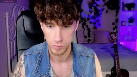 Snapshot of mark_caron chatting on October 10, 8:19 pm mark_caron online show from October 10, 8:19 pm