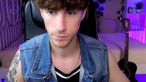 Snapshot of mark_caron chatting on October 18, 8:53 pm mark_caron online show from October 18, 8:53 pm