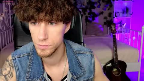 Snapshot of mark_caron chatting on November 2, 3:36 pm mark_caron online show from November 2, 3:36 pm