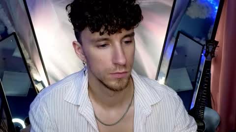 Snapshot of mark_caron chatting on November 18, 2:39 am mark_caron online show from November 18, 2:39 am