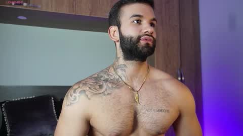 Mark online show from October 13, 8:42 pm