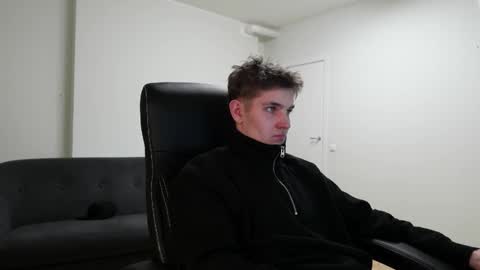 Snapshot of mark_karson chatting on December 16, 7:24 am MARK KARSON online show from December 16, 7:24 am