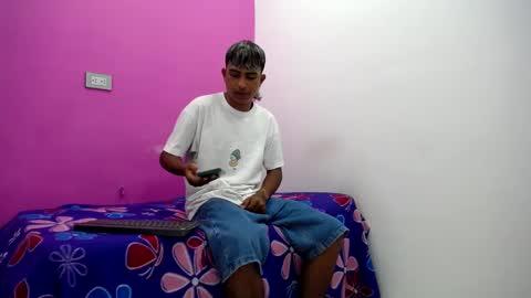 mark_latin18 online show from February 12, 3:29 am