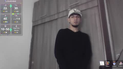 Snapshot of mark_rut chatting on December 24, 3:38 am MODEL Mark Rut online show from December 24, 3:38 am