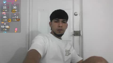 Snapshot of mark_rut chatting on February 4, 3:11 am MODEL Mark Rut online show from February 4, 3:11 am