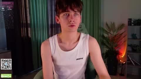 Snapshot of mark_safr chatting on October 25, 10:23 am Mark online show from October 25, 10:23 am