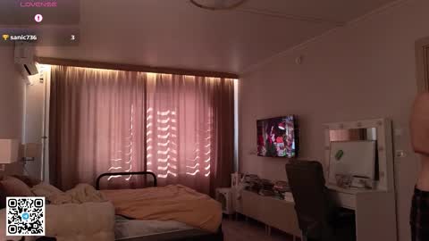 Mark online show from October 22, 9:42 am