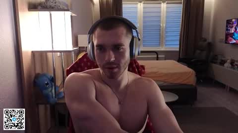 Mark online show from November 4, 1:54 pm