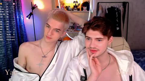 Mark online show from April 4, 3:42 pm