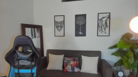 Snapshot of mark_x23 chatting on February 8, 1:20 am mark_x23 online show from February 8, 1:20 am