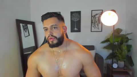 Snapshot of mark_x23 chatting on February 20, 6:26 am mark_x23 online show from February 20, 6:26 am