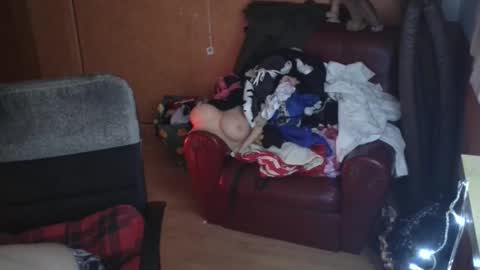 markbcnx online show from February 5, 10:53 am