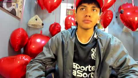 Snapshot of markbowie chatting on February 18, 12:45 pm markbowie online show from February 18, 12:45 pm