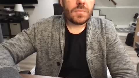 JustHereToBeSeen online show from January 21, 4:05 pm