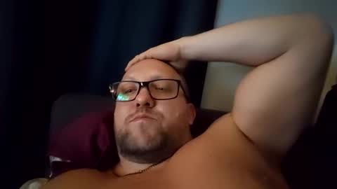 Snapshot of markm80 chatting on November 15, 12:52 am markm80 online show from November 15, 12:52 am