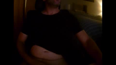 Snapshot of markoboy34 chatting on December 4, 4:16 pm Matt Kung online show from December 4, 4:16 pm