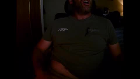 Snapshot of markoboy34 chatting on December 11, 4:53 pm Matt Kung online show from December 11, 4:53 pm