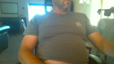 Snapshot of markoboy34 chatting on March 4, 4:07 am Matt Kung online show from March 4, 4:07 am