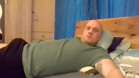 markus_7 online show from December 15, 12:42 pm