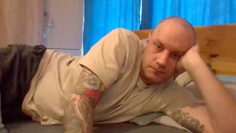 markus_7 online show from April 1, 9:21 am