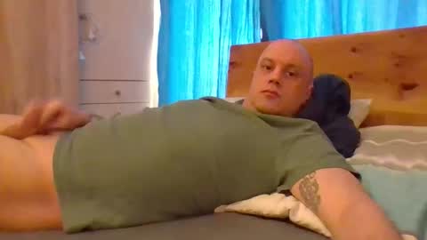 Snapshot of markus_7 chatting on April 29, 12:09 pm markus_7 online show from April 29, 12:09 pm