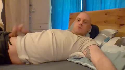 Snapshot of markus_7 chatting on May 16, 6:21 am markus_7 online show from May 16, 6:21 am