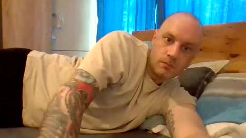 Snapshot of markus_7 chatting on May 24, 1:49 pm markus_7 online show from May 24, 1:49 pm
