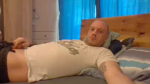 Snapshot of markus_7 chatting on June 1, 3:36 pm markus_7 online show from June 1, 3:36 pm
